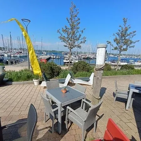 Apartmán Am Rundsteg 8 *